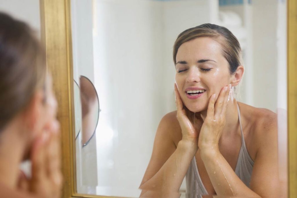 5 переваг використання спонжей для вмивання – вони вам потрібні!