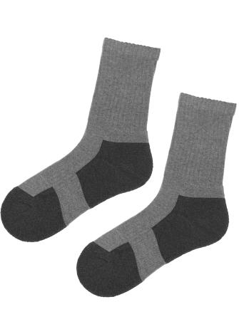 5 причин, чому варто міняти шкарпетки кожен день