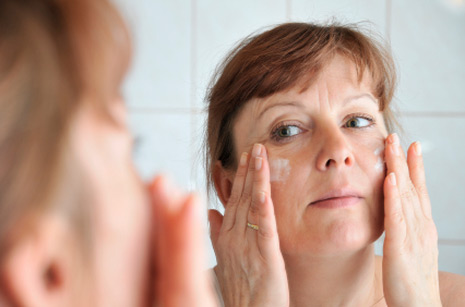 7 ознак, що пора використовувати анти вікової крем і доглядати за шкірою по-новому