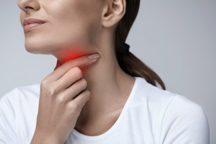 Абсцес горла – причини, симптоми і лікування