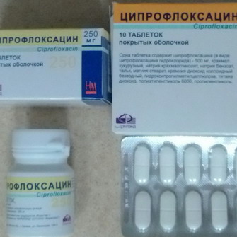 Антибіотики при лікуванні отиту у дорослих і дітей