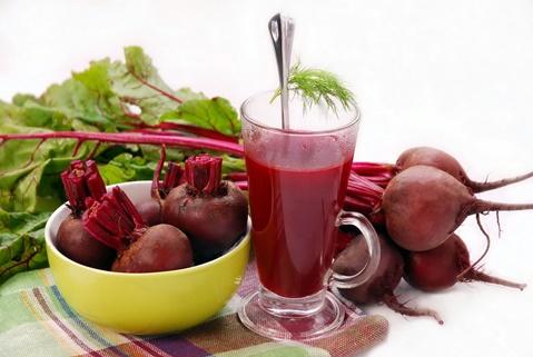 Буряковий сік від нежиті і гаймориту для дорослих і дітей