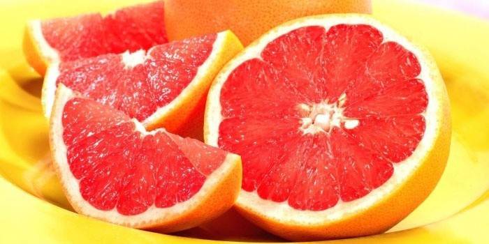 Чим корисний грейпфрут для організму людини