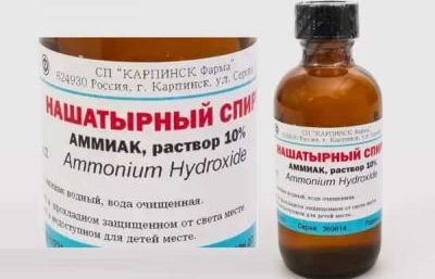 Чим обробляти укуси комарів і мошок?