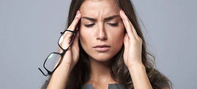 Чому болить голова і дзвенить у вухах