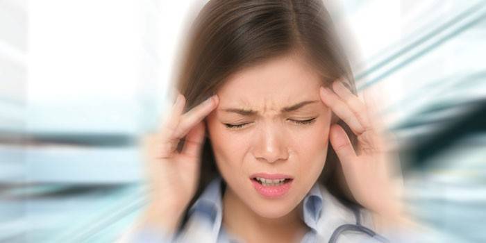 Чому болить голова і дзвенить у вухах