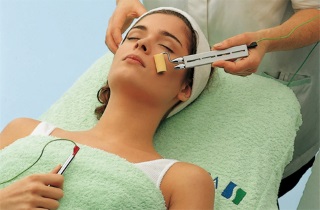 Чому запікається кров з носа