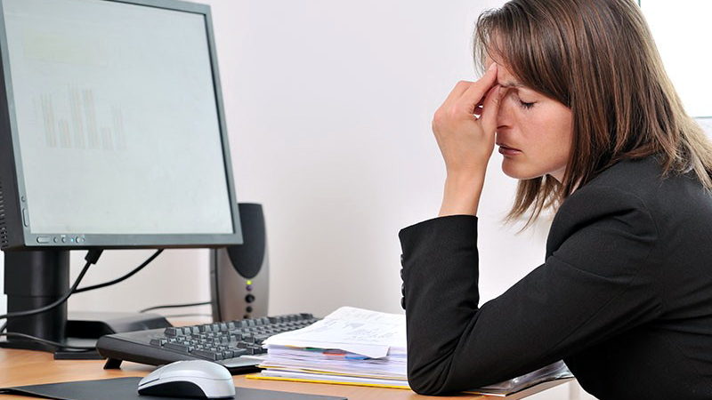 Чому запікається кров з носа