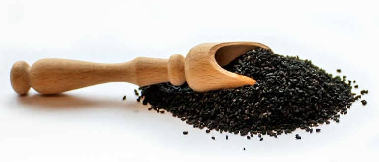 Чорний кмин корисні властивості та протипоказання застосування насіння і олії Чорний кмин корисні властивості та протипоказання застосування насіння і олії