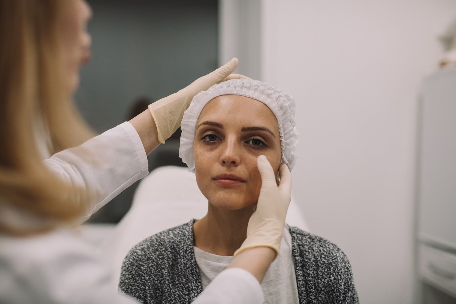 Даремні косметичні засоби можна замінити найбільш безпечними і дешевими