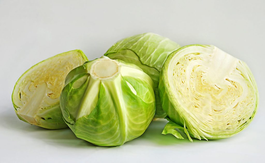 Догляд за шкірою навколо очей – ефективні методики і засоби повернуть красу