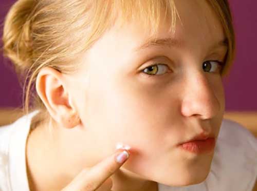 Гормони заборонені в кремах і косметиці, але що ж робить уходовые засоби «Сильніше»?