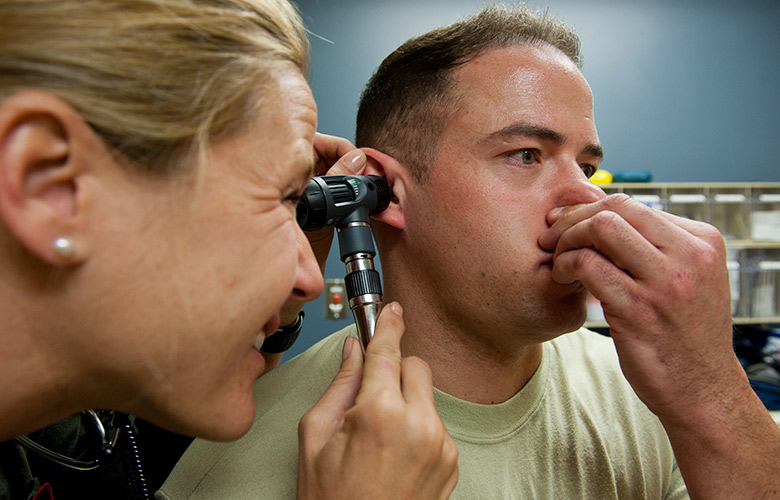 Хронічний гнійний середній отит