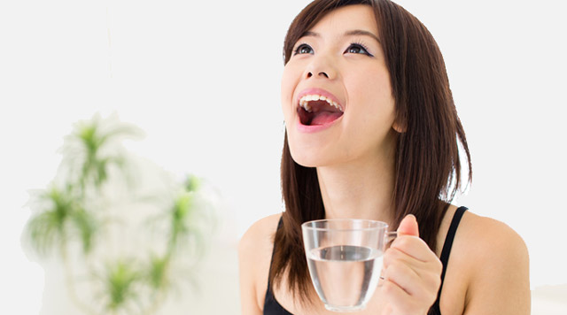 Хворе горло без почервоніння