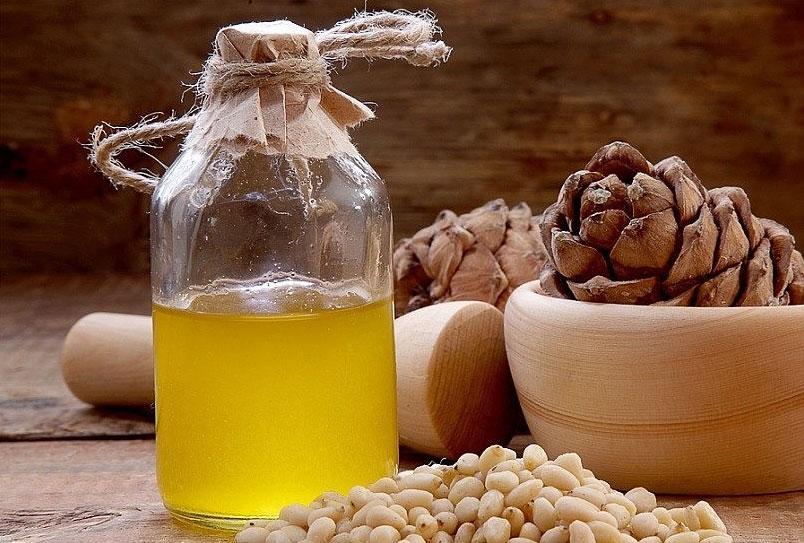 Кедрове масло: лікувальні і корисні властивості і протипоказання