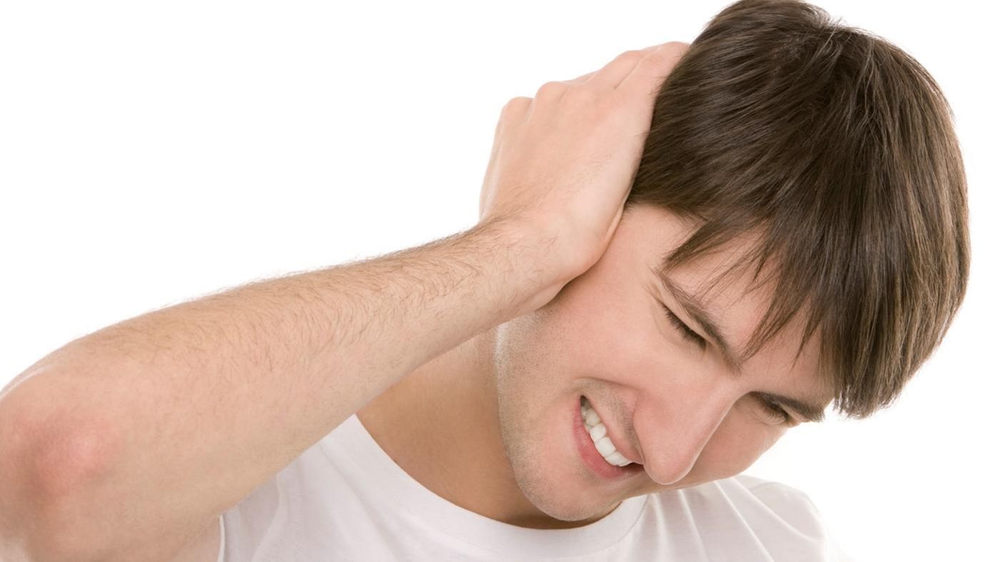 Коли болить вухо що треба робити народні засоби