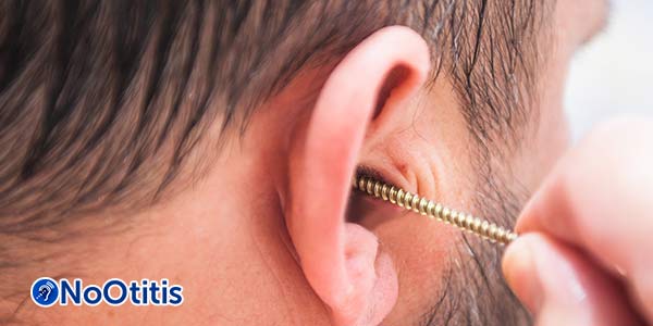 Кров з вуха механічні інфекційні та онкологічні причини