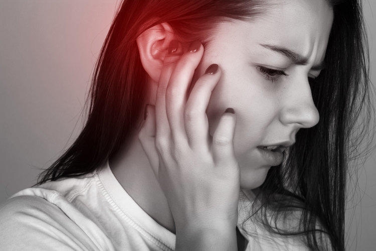 Лікування отиту середнього вуха у дорослих антибіотиками