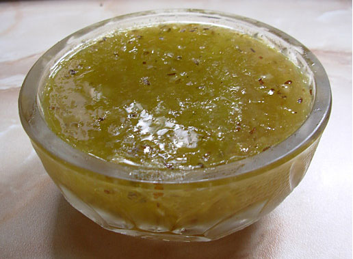 Маски з агрусу для обличчя