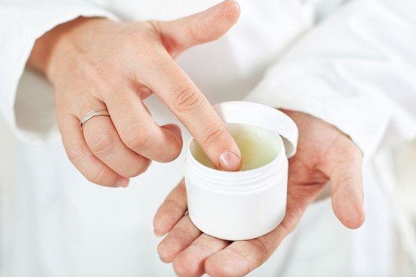 Мазь від нежитю для дітей. Мазь Флемінга від нежитю: відгуки Мазь від нежитю для дітей. Мазь Флемінга від нежитю: відгуки