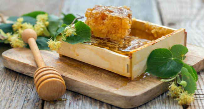 Мед в сотах користь і шкода продукту бджільництва