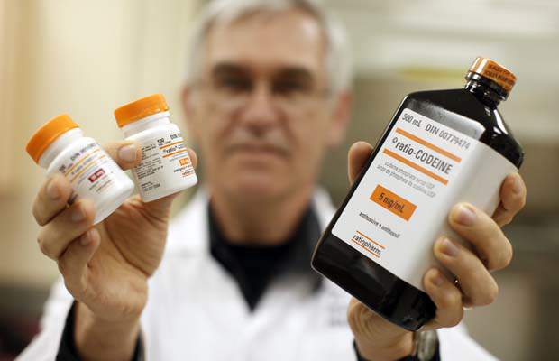 Чи можна закапати сульфацил натрію у вуха