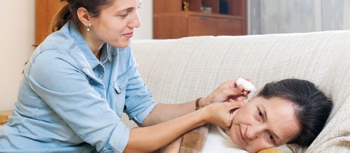 Чи можна заливати перекис водню у вухо при закладеності і болю