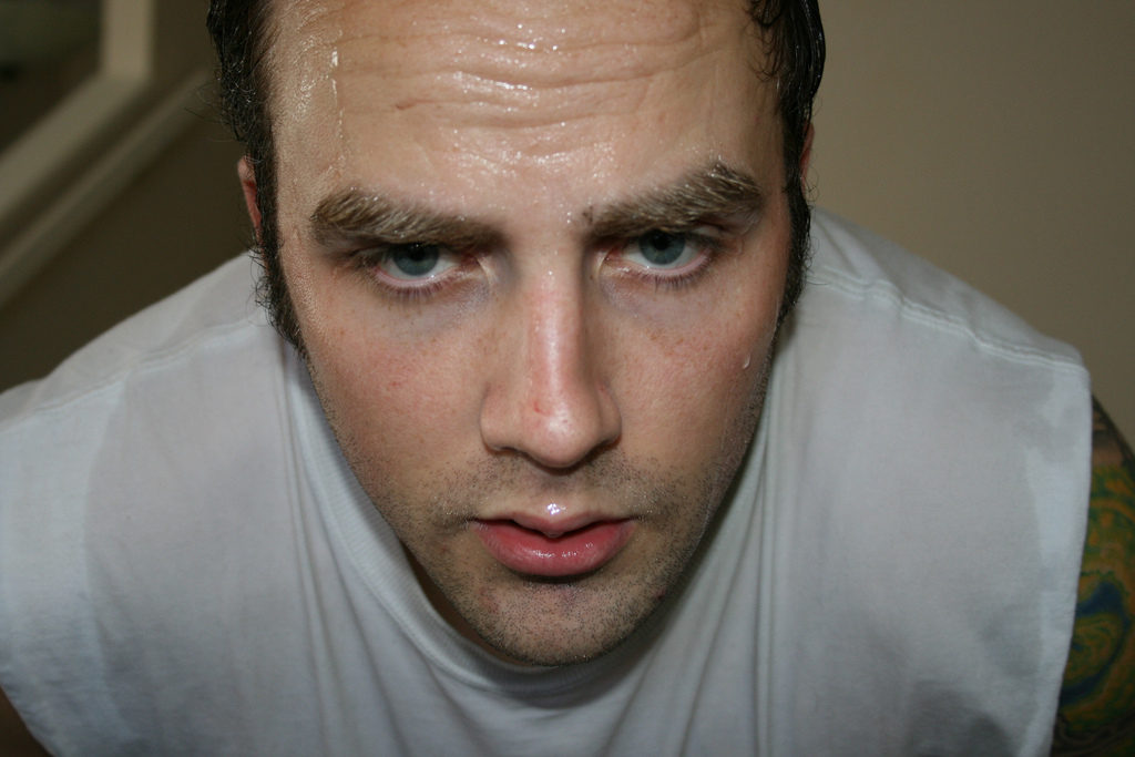 Народні засоби від пітливості ніг лікування народними методами поту ніг