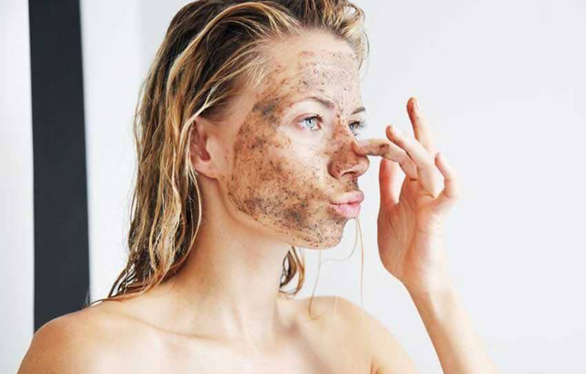 Швидке видалення чорних крапок з обличчя – перевірені способи