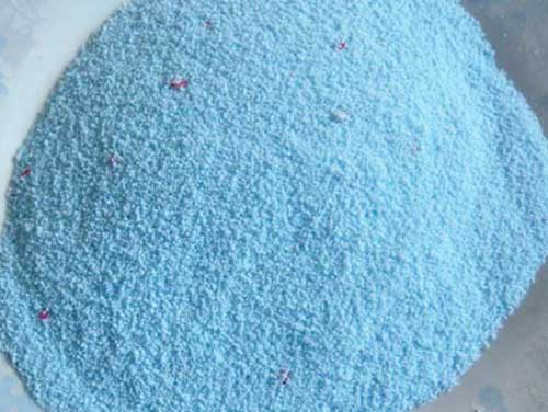Застосування блакитної глини від прищів