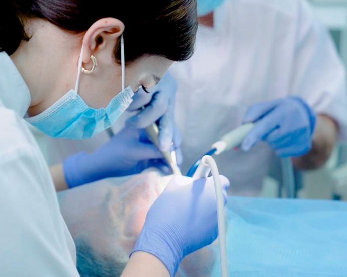 лечение зуба мудрости