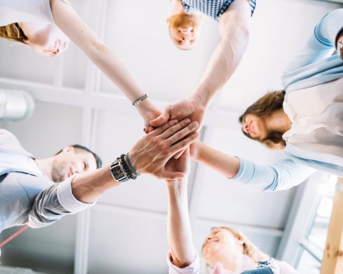 Помощь людям с зависимостями