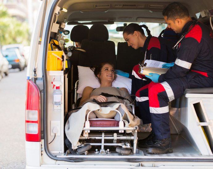 транспортировка лежачих больных