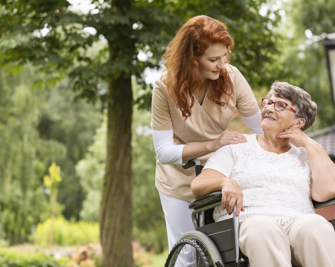 Зручні товари для інвалідів та якісне фізіотерапевтичне обладнання в Україні