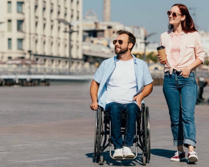 товари для людей з інвалідністю